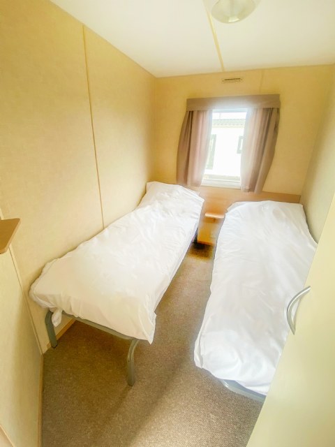 Q3 - Twin Bedroom